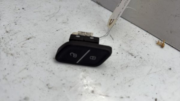 Commande de fermeture centralisee VOLKSWAGEN POLO 5 PHASE 2 Diesel - Image 3