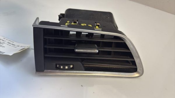 Aerateur tableau de bord avant gauche PEUGEOT 508 1 PHASE 1 Diesel - Image 1