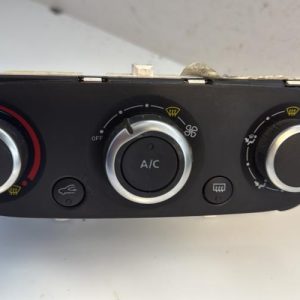 Commande chauffage RENAULT CLIO 4 PHASE 2 Essence - Image 1