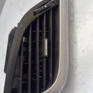 Aerateur tableau de bord avant gauche PEUGEOT 207 PHASE 1 Diesel - Image 1