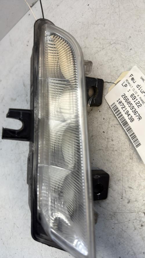 Feu diurne avant gauche RENAULT CLIO 4 PHASE 1 Diesel - Image 2