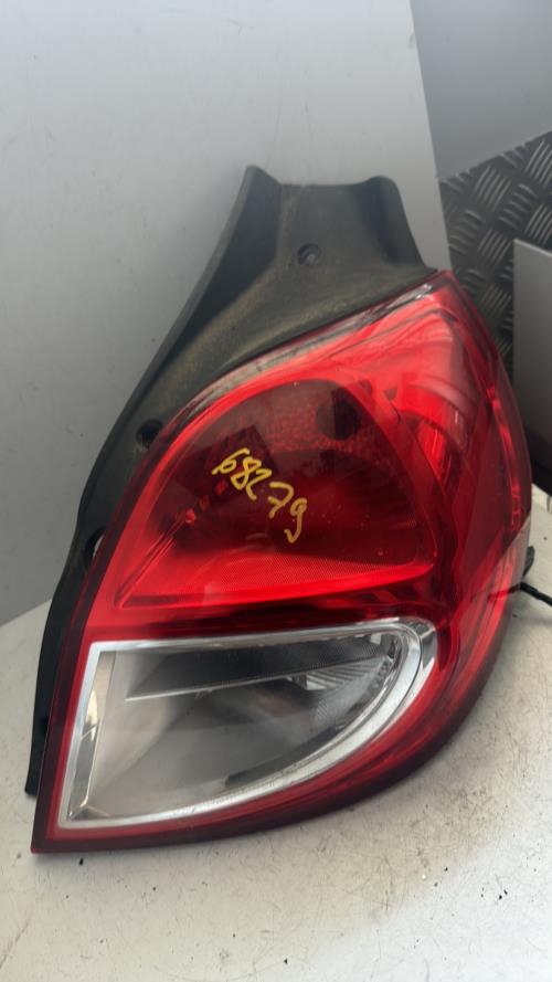 Feu arriere principal droit (feux) RENAULT CLIO 3 PHASE 2 Diesel - Image 3