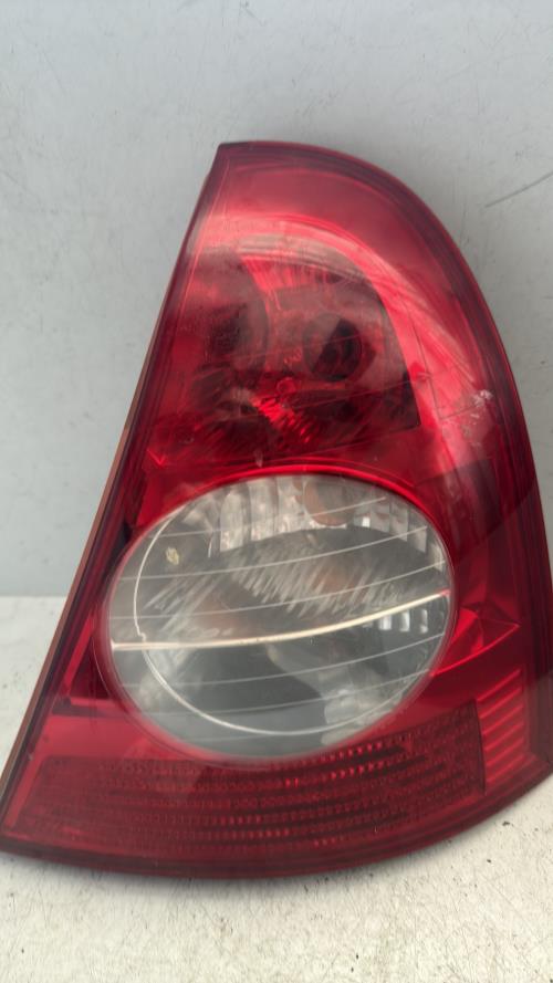 Feu arriere principal droit (feux) RENAULT CLIO 2 CAMPUS PHASE 2 Diesel - Image 1