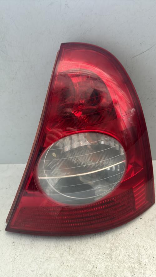 Feu arriere principal droit (feux) RENAULT CLIO 2 CAMPUS PHASE 2 Diesel - Image 3