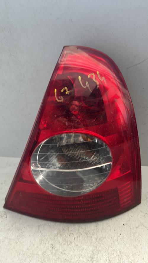 Feu arriere principal droit (feux) RENAULT CLIO 2 CAMPUS PHASE 2 Diesel - Image 1