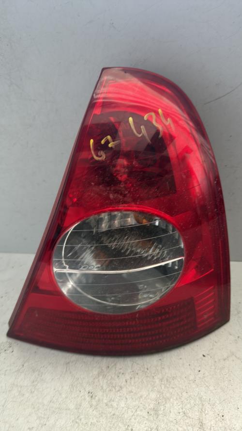 Feu arriere principal droit (feux) RENAULT CLIO 2 CAMPUS PHASE 2 Diesel - Image 2