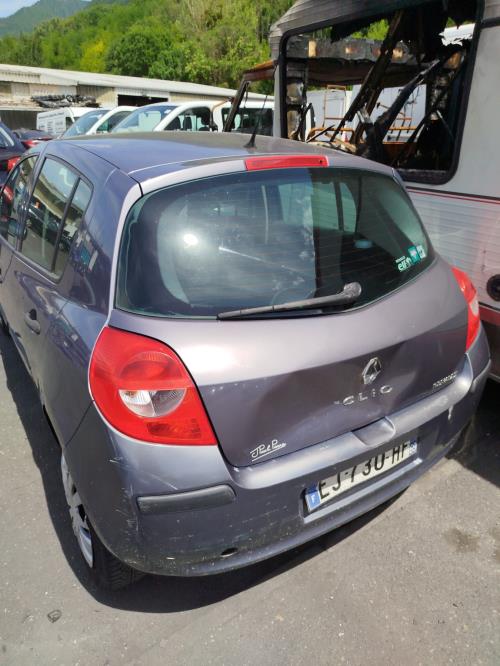 Feu arriere principal droit (feux) RENAULT CLIO 3 PHASE 1 Essence - Image 6