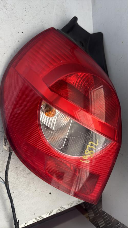 Feu arriere principal gauche (feux) RENAULT CLIO 3 PHASE 1 Essence - Image 1