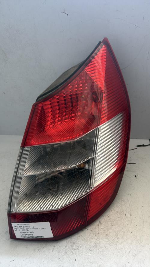Feu arriere principal droit (feux) RENAULT SCENIC 2 PHASE 1 Essence - Image 2