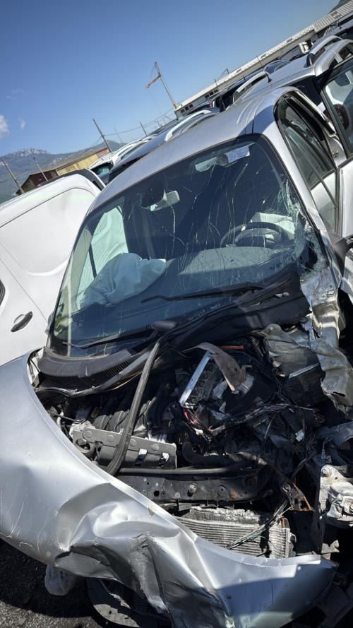 Feu arriere principal droit (feux) RENAULT SCENIC 2 PHASE 1 Essence - Image 5