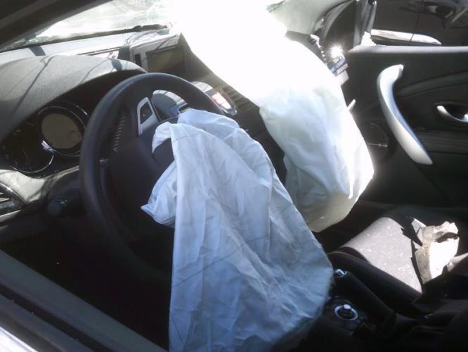 Buse RENAULT MEGANE 3 PHASE 1 Diesel - Image 4