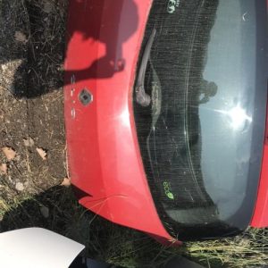 Malle/Hayon arriere RENAULT CLIO 3 PHASE 1 Diesel - Image 1