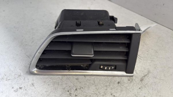 Aerateur tableau de bord avant gauche PEUGEOT 508 1 PHASE 1 Diesel - Image 2
