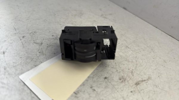 Commande de reglage hauteur de phare SEAT ALTEA XL PHASE 1 Diesel - Image 2