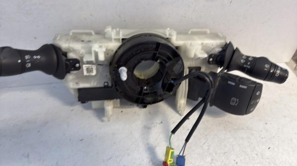Com (Bloc Contacteur Tournant+Commodo Essuie Glace+Commodo Phare) RENAULT SCENIC 3 PHASE 2 Diesel - Image 1