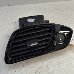 Aerateur tableau de bord avant droit RENAULT SCENIC 3 PHASE 2 Diesel - Image 1