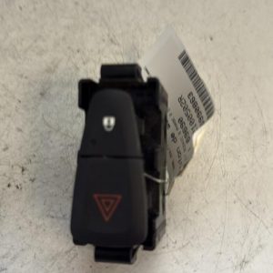 Bouton de warning RENAULT SCENIC 3 PHASE 2 Diesel - Image 1