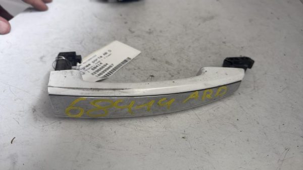 Poignee porte arriere droit OPEL INSIGNIA 1 PHASE 1 Diesel - Image 2