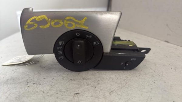 Commande de phare AUDI A4 2 CABRIO PHASE 2 Essence - Image 2