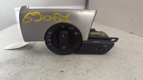 Commande de phare AUDI A4 2 CABRIO PHASE 2 Essence - Image 3