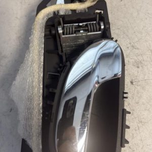 Poignee interieur arriere gauche PEUGEOT 307 PHASE 1 Diesel - Image 1