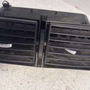 Aerateur tableau de bord PEUGEOT 307 PHASE 1 Diesel - Image 1