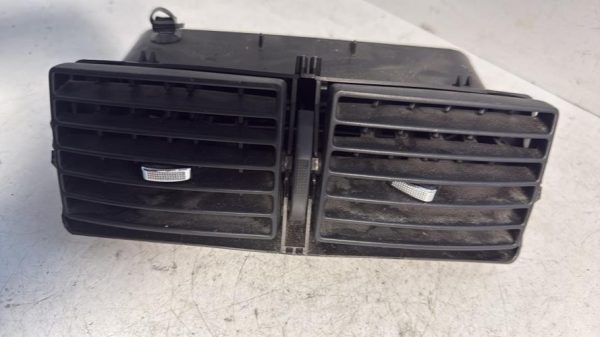 Aerateur tableau de bord PEUGEOT 307 PHASE 1 Diesel - Image 2