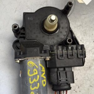 Moteur leve vitre avant droit AUDI A6 2 ALLROAD PHASE 2 BREAK Diesel - Image 1