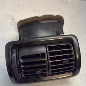 Aerateur tableau de bord CADILLAC BLS Diesel - Image 1