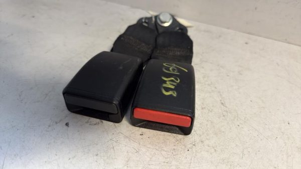 Attache ceinture arriere gauche DACIA LOGAN MCV 2 PHASE 2 BREAK Essence - Image 2