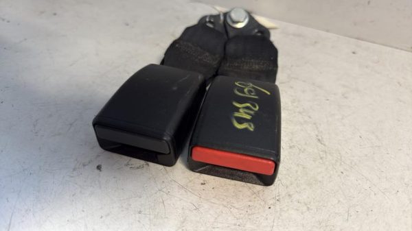 Attache ceinture arriere gauche DACIA LOGAN MCV 2 PHASE 2 BREAK Essence - Image 3