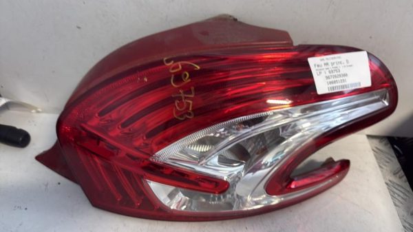 Feu arriere principal droit (feux) PEUGEOT 208 1 PHASE 1 Diesel - Image 2