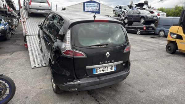 Plage arriere RENAULT SCENIC 3 PHASE 3 Diesel - Image 5
