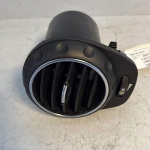 Aerateur tableau de bord avant gauche ALFA ROMEO GT COUPE Diesel - Image 1