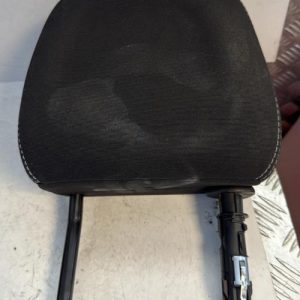 Appui tete avant PEUGEOT 208 1 PHASE 1 Diesel - Image 1