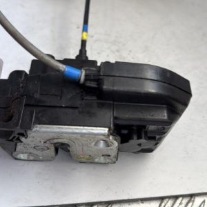 Serrure arriere droit NISSAN NOTE 1 PHASE 1 Diesel - Image 1