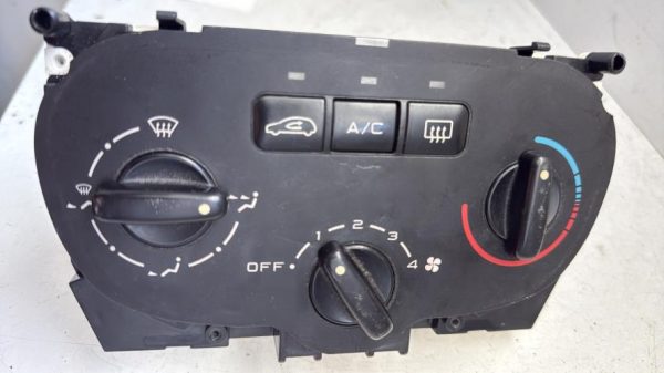 Commande chauffage PEUGEOT 307 PHASE 1 Diesel - Image 1