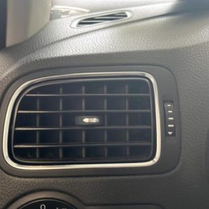 Aerateur tableau de bord avant gauche VOLKSWAGEN POLO 5 PHASE 2 Diesel - Image 1