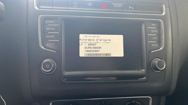 Autoradio d'origine VOLKSWAGEN POLO 5 PHASE 2 Diesel - Image 1