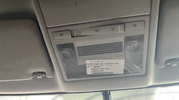 Eclairage de plafonnier VOLKSWAGEN POLO 5 PHASE 2 Diesel - Image 2