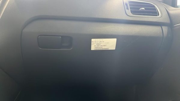 Boite a gants VOLKSWAGEN POLO 5 PHASE 2 Diesel - Image 1