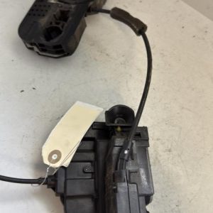 Serrure avant gauche RENAULT MEGANE 3 PHASE 1 Diesel - Image 1