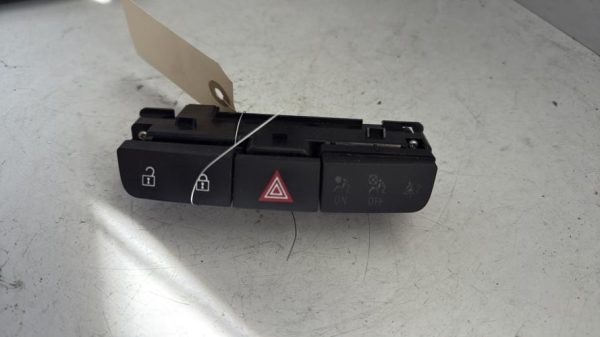 Bouton de warning OPEL INSIGNIA 1 PHASE 1 Diesel - Image 1