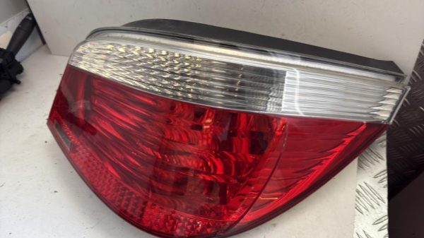 Feu arriere principal droit (feux) BMW SERIE 5 E60 PHASE 2 Diesel - Image 1