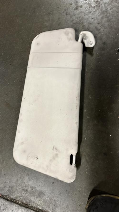 Pare soleil gauche CITROEN BERLINGO 1 PHASE 2 Diesel - Image 2