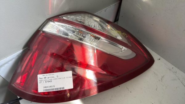 Feu arriere principal droit (feux) SUBARU LEGACY 4 PHASE 2 BREAK Essence - Image 1