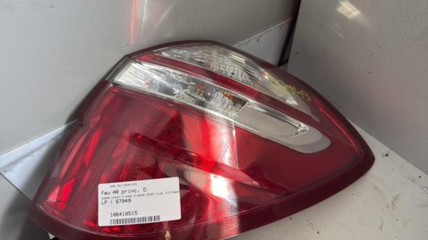 Feu arriere principal droit (feux) SUBARU LEGACY 4 PHASE 2 BREAK Essence - Image 2