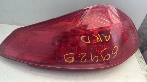 Feu arriere principal droit (feux) PEUGEOT 308 1 PHASE 1 Diesel - Image 2