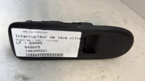 Interrupteur de leve vitre avant droit PEUGEOT 308 1 PHASE 1 Diesel - Image 3