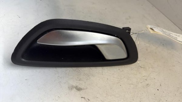 Poignee porte avant droit RENAULT MEGANE 4 PHASE 2 Diesel/Hybride - Image 1